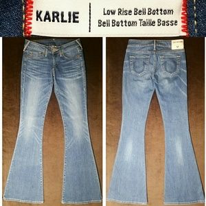 True Religion KARLIE Low Rise Bell Bottom size 25